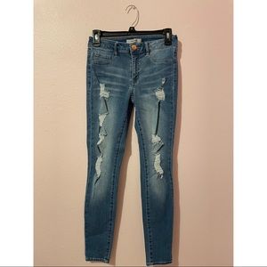 Charlotte Russe Refuge Skinny Jeans Low-Rise